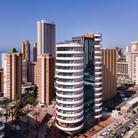 Gold Arcos 4 Sup - Modern Luxury Experience فندق بينايدورم