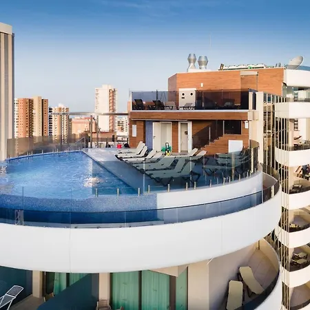 Gold Arcos 4 Sup - Modern Luxury Experience بينايدورم